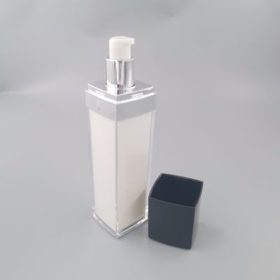 Bouteille cosmétique privée d'air acrylique 15ml 30ml 50ml 100ml de pompe
